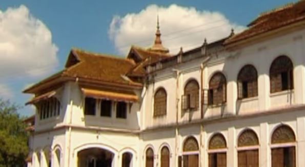 Kowdiar Palace