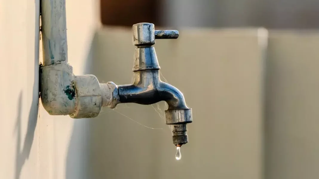 Ambalamukku pipe leak