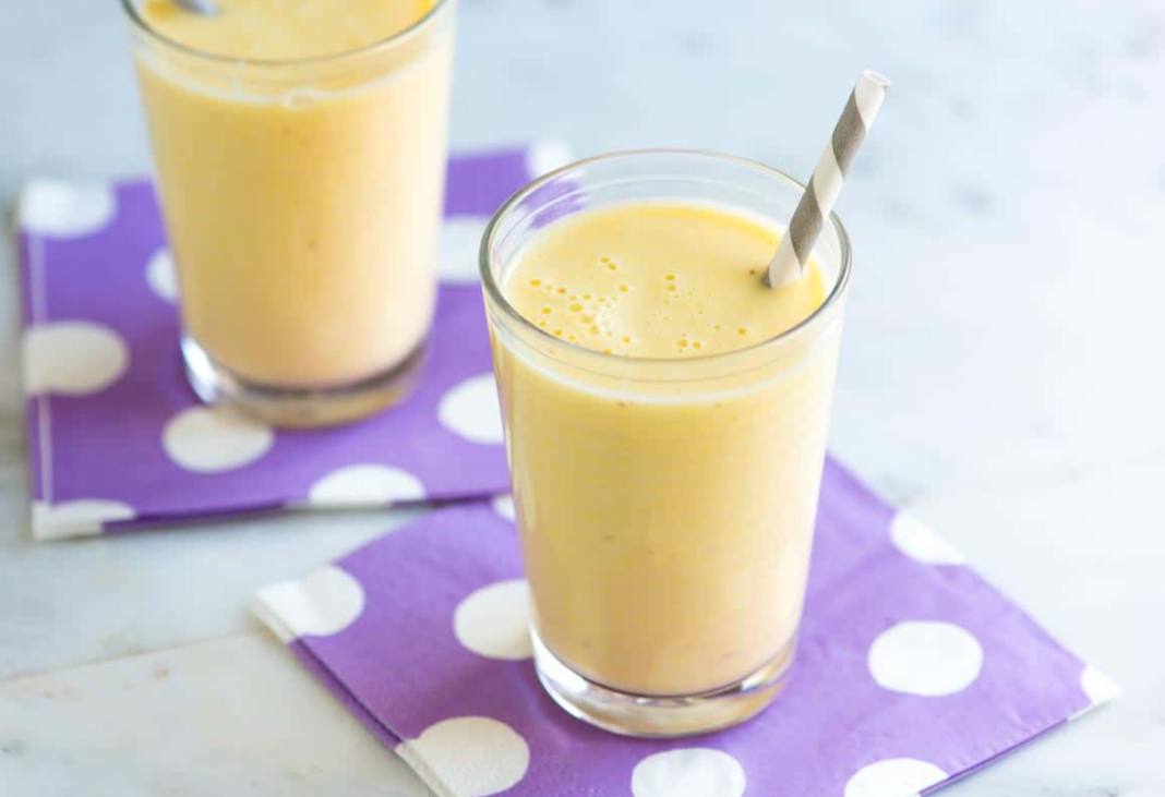 Easy 5 Minute Banana Smoothie