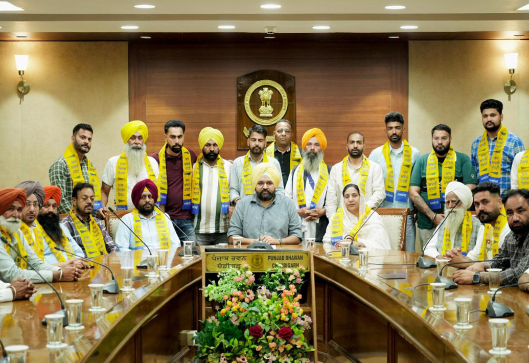 Punjab Congress Leaders Join AAP
