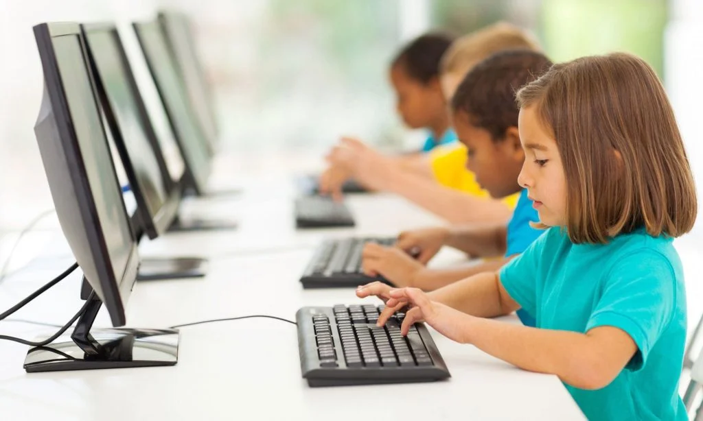 Vacation Computer Courses: Applications invited