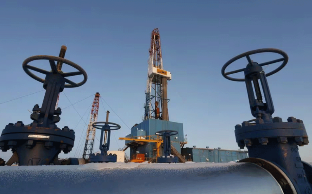 Russia Halts Kazakh Oil