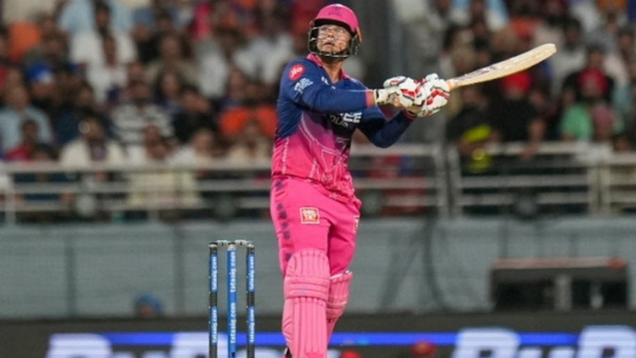 Vaibhav Sooryavanshi Helicopter Shot