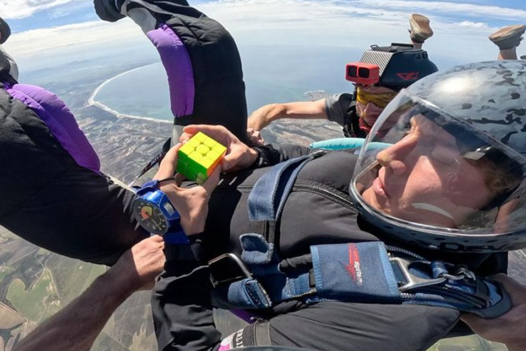 Tom Kopke Rubik's Cube Skydiving Record