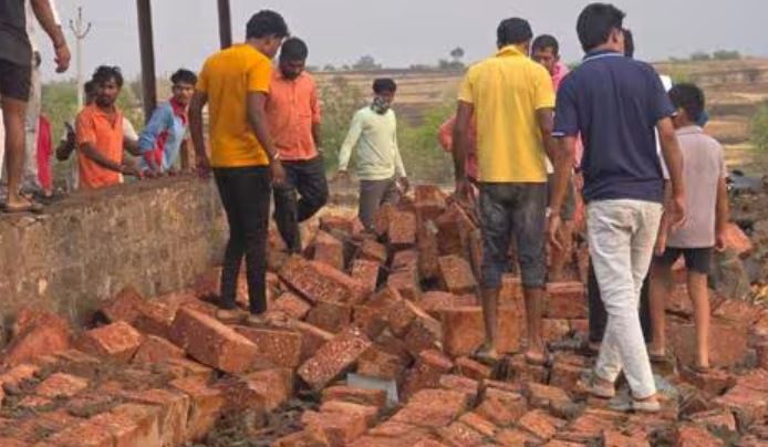 Sangli Wall Collapse