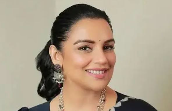 Shwetha Menon Reacts