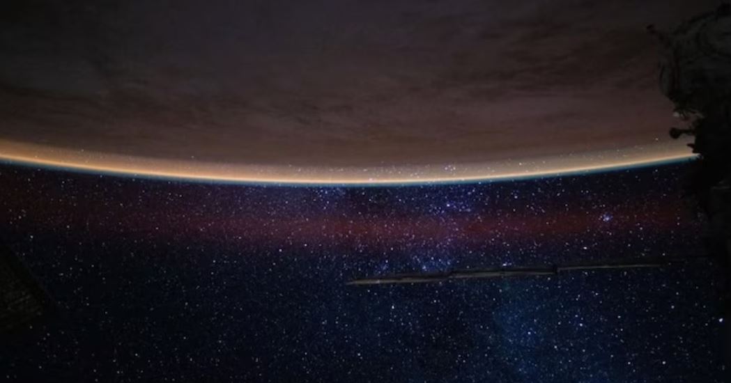 NASA Shares Spectacular ISS Image