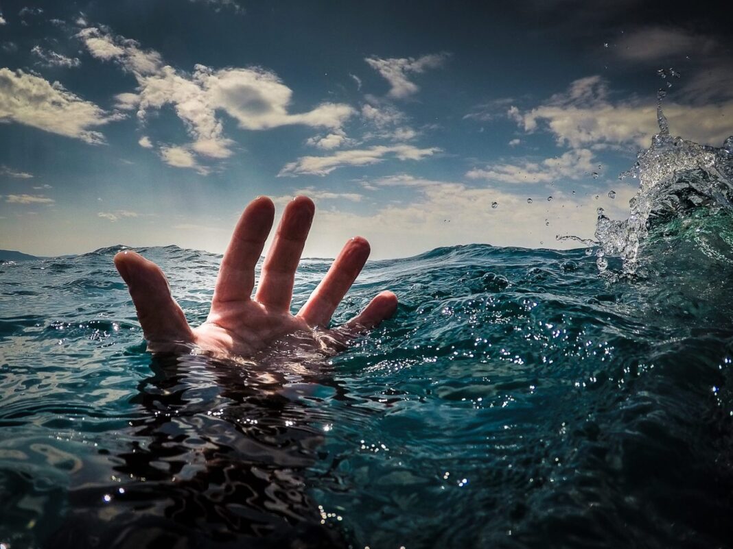 Muvattupuzha man dead canal