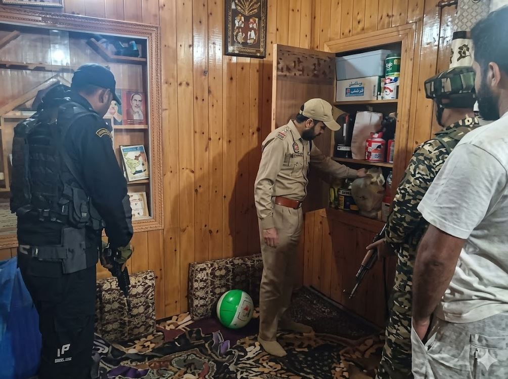 Baramulla Police Raid 15 Locations