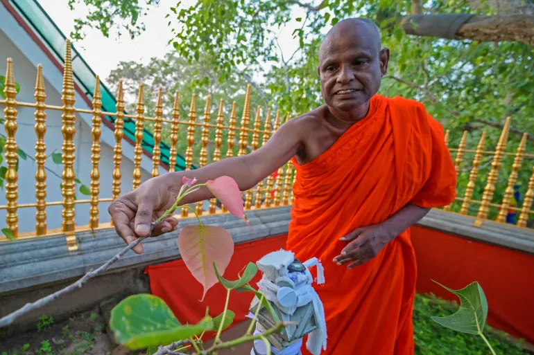 Sri Lanka Buddhist monk arrest