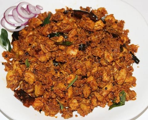 chicken thoran