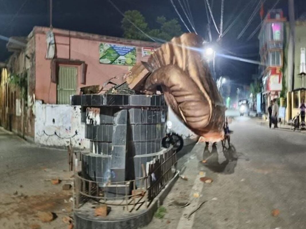 Lenin Statue Vandalized Murshidabad