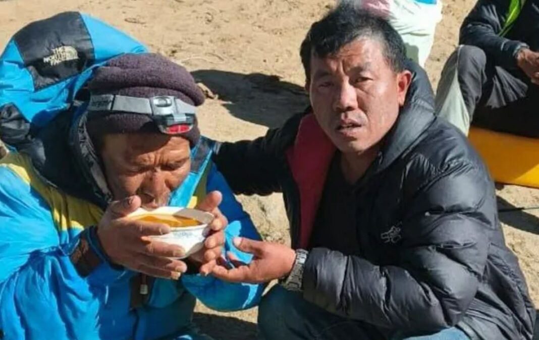 Nepali guide Dawa Sherpa