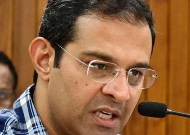 Minister Roji M John