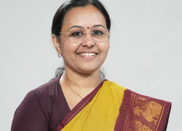 Veena George Criticizes UDF Budget