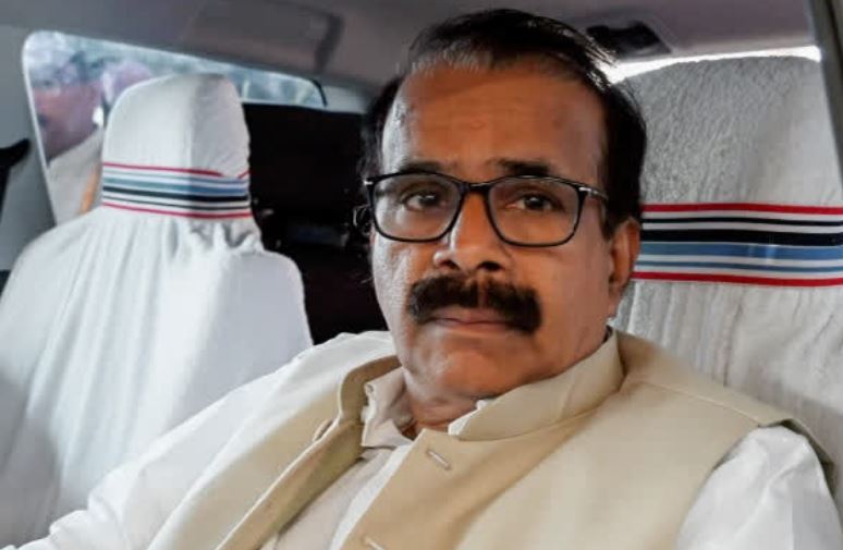 Union Minister George Kurian Resigns