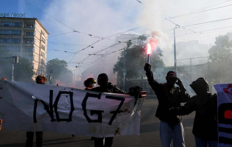 Geneva Anti-G7 March