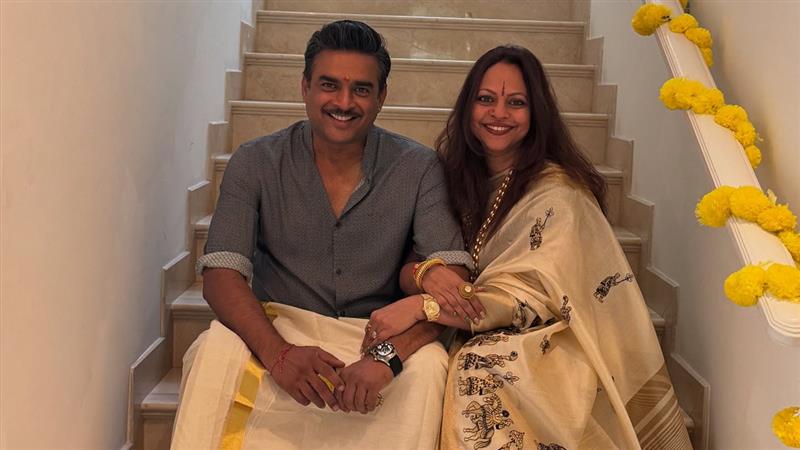 R Madhavan birthday wishes wife Sarita Birje