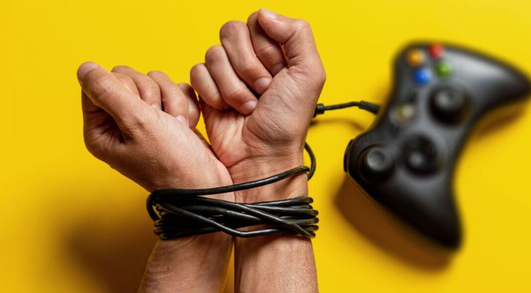 Pune engineer online gaming addiction arrest