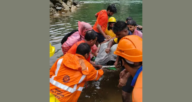 Kozhikode Pathangayam flash flood tragedy