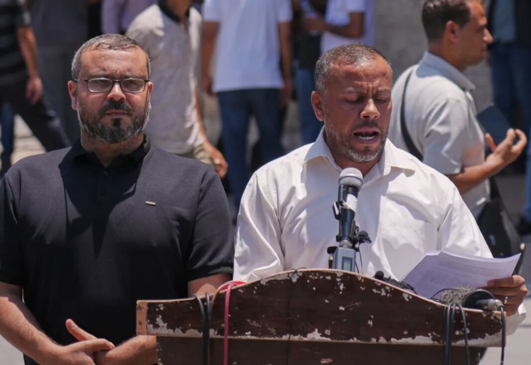 Hamas Dissolves Gaza Emergency Committee