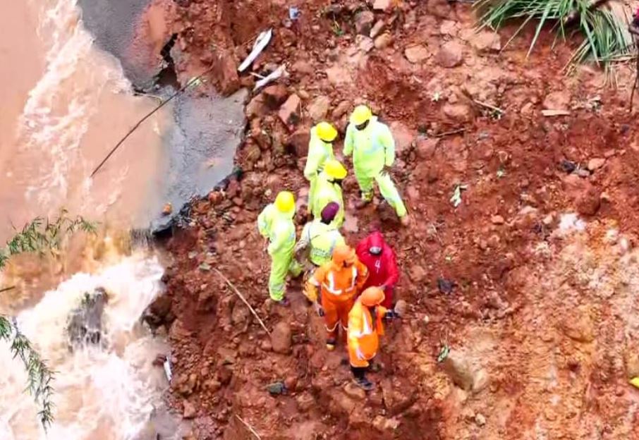  Wayanad Kalladi Landslide