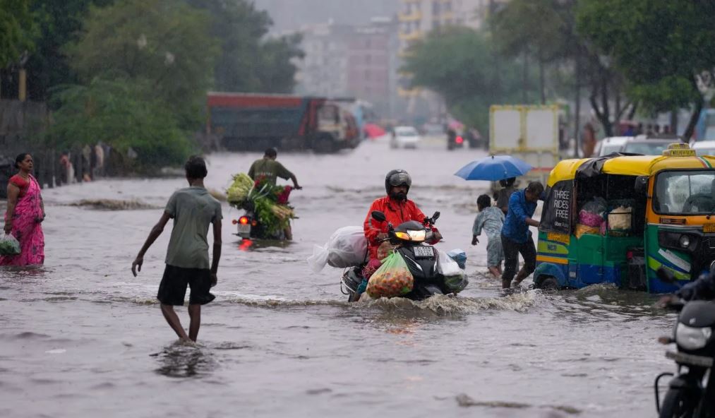Monsoon covers entire India