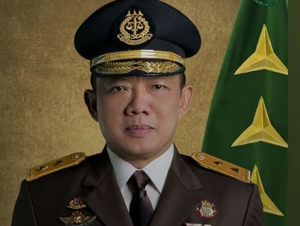 Febrie Adriansyah Resigns