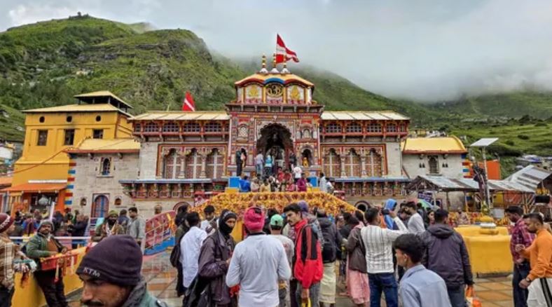 Badrinath temple theft