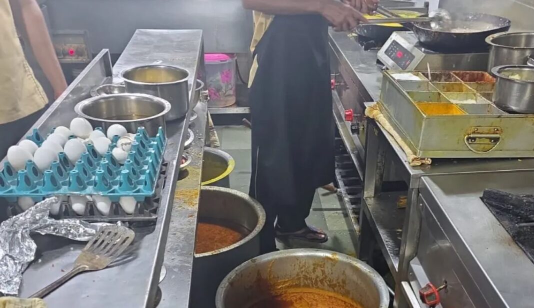 Mumbai Iconic Restaurants