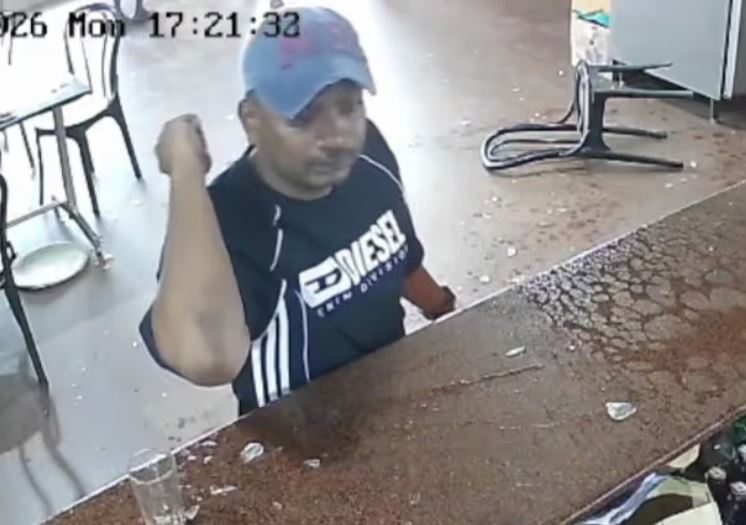 Youths Vandalize Bar