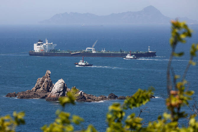 Strait of Hormuz Shipping Attacks Qatar LNG Tanker Al Rekayyat